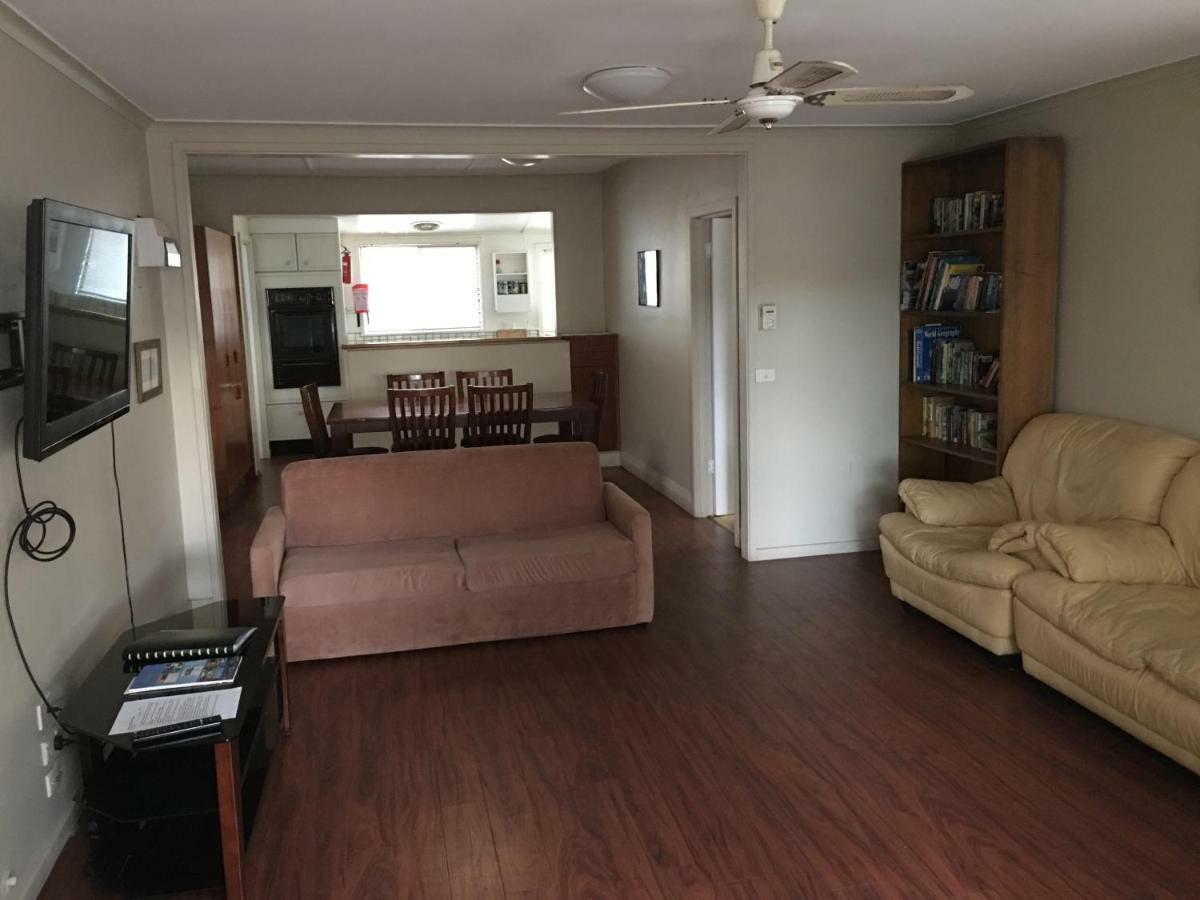 Kickback Cottages Lakes Entrance Bagian luar foto