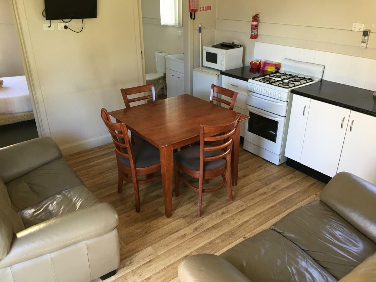 Kickback Cottages Lakes Entrance Bagian luar foto